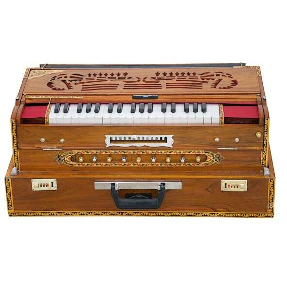 Harmonium 9 stop, folding, teak wood, natural wood color, 13 scale changer, 4 set of reeds